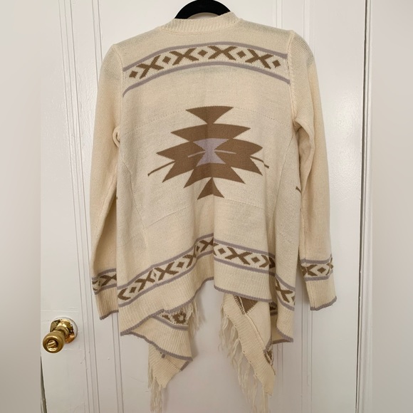 Geometric Cardign - Picture 2 of 4